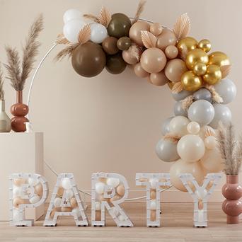 Party shop decorations uk